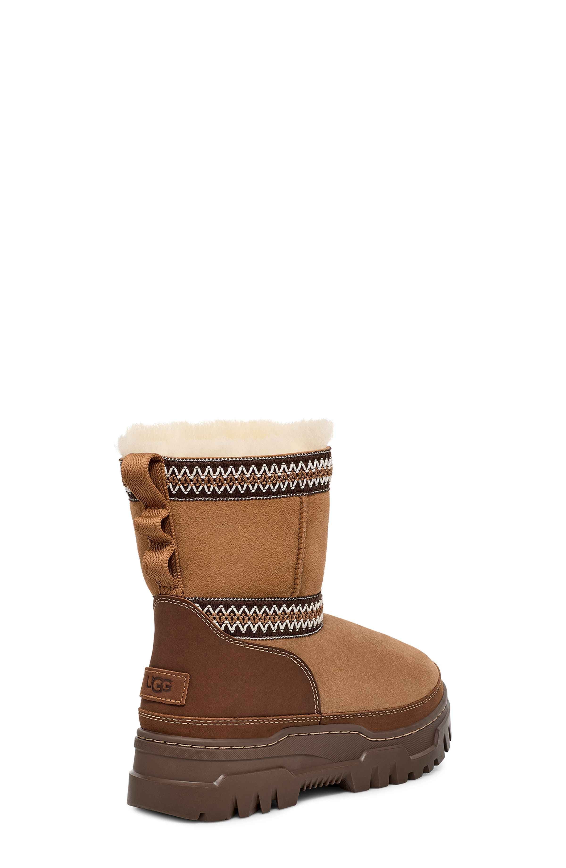 UGG Classic Mini Trailgazer Womens Boots - Image 4