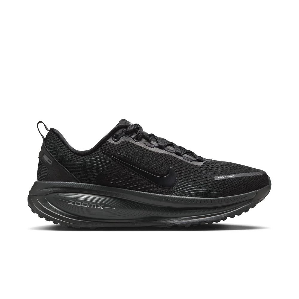 NIKE Vomero 18 Women's Sneakers