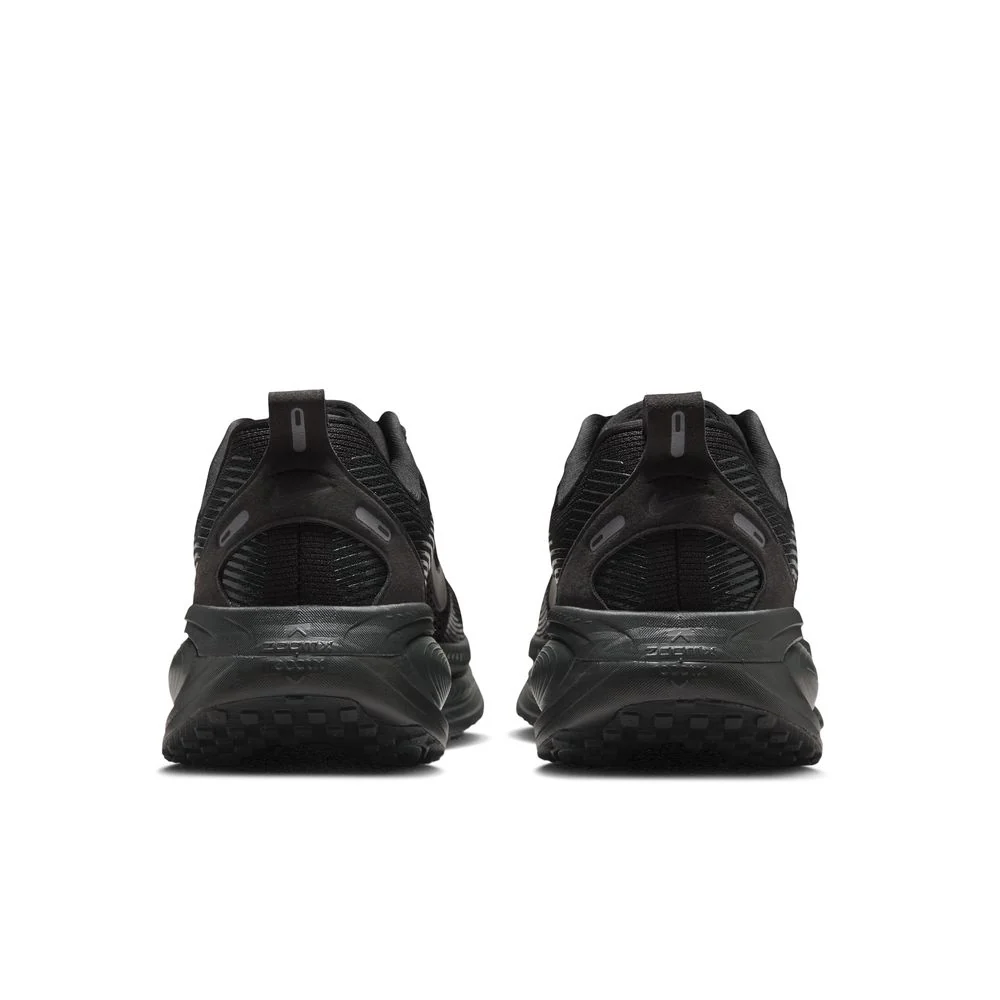 NIKE Vomero 18 Women's Sneakers - Image 5