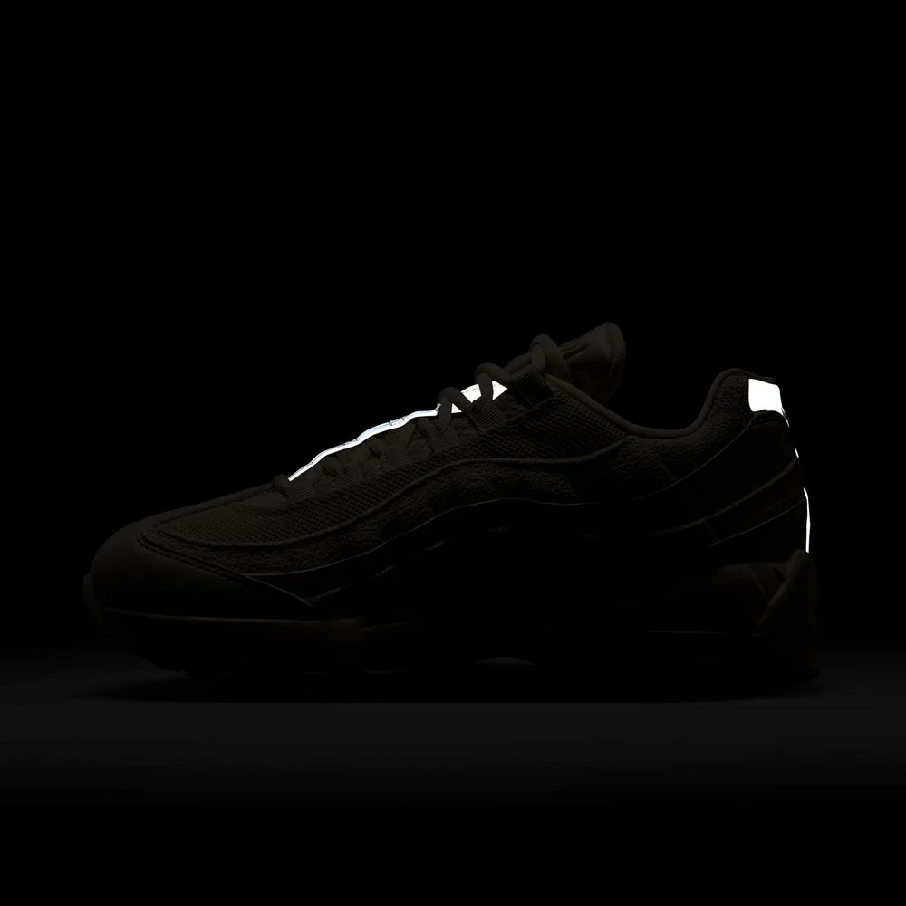 NIKE Air Max 95 Womens Sneakers - Image 13