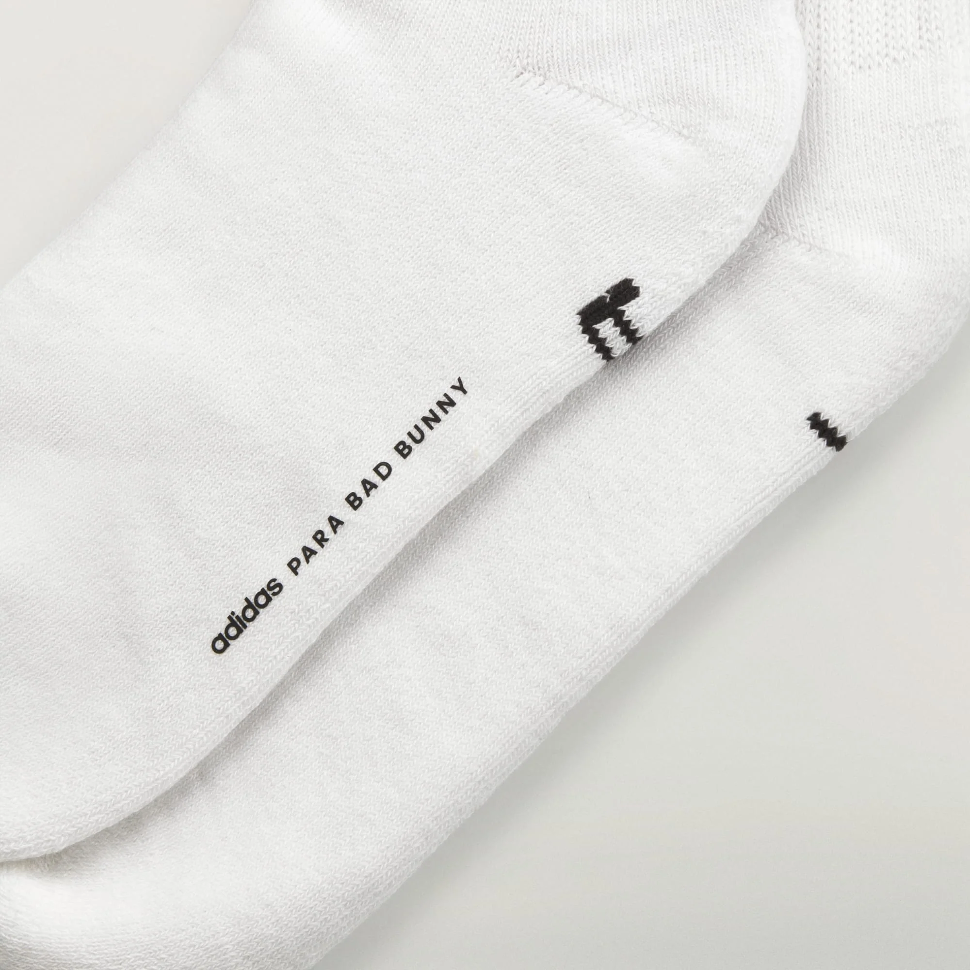 ADIDAS Bad Bunny Crew Sock 3 Pack Accessories - Image 4